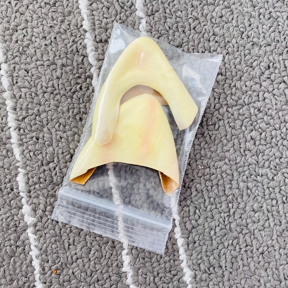 2 Pairs of Elf Ear Tips - Brand New and Never Used, Great for Cosplay! - Picture 3 of 3